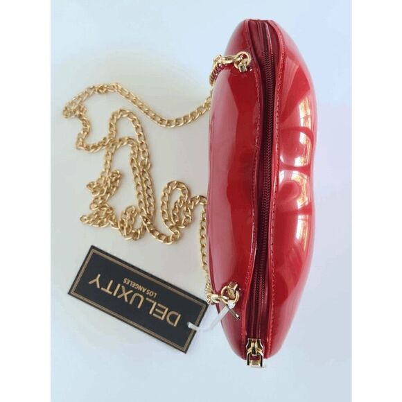 💋 Deluxity Red Lips Gold Chain Jelly Cute Chic Clutch Crossbody Bag NWT - Picture 8 of 16